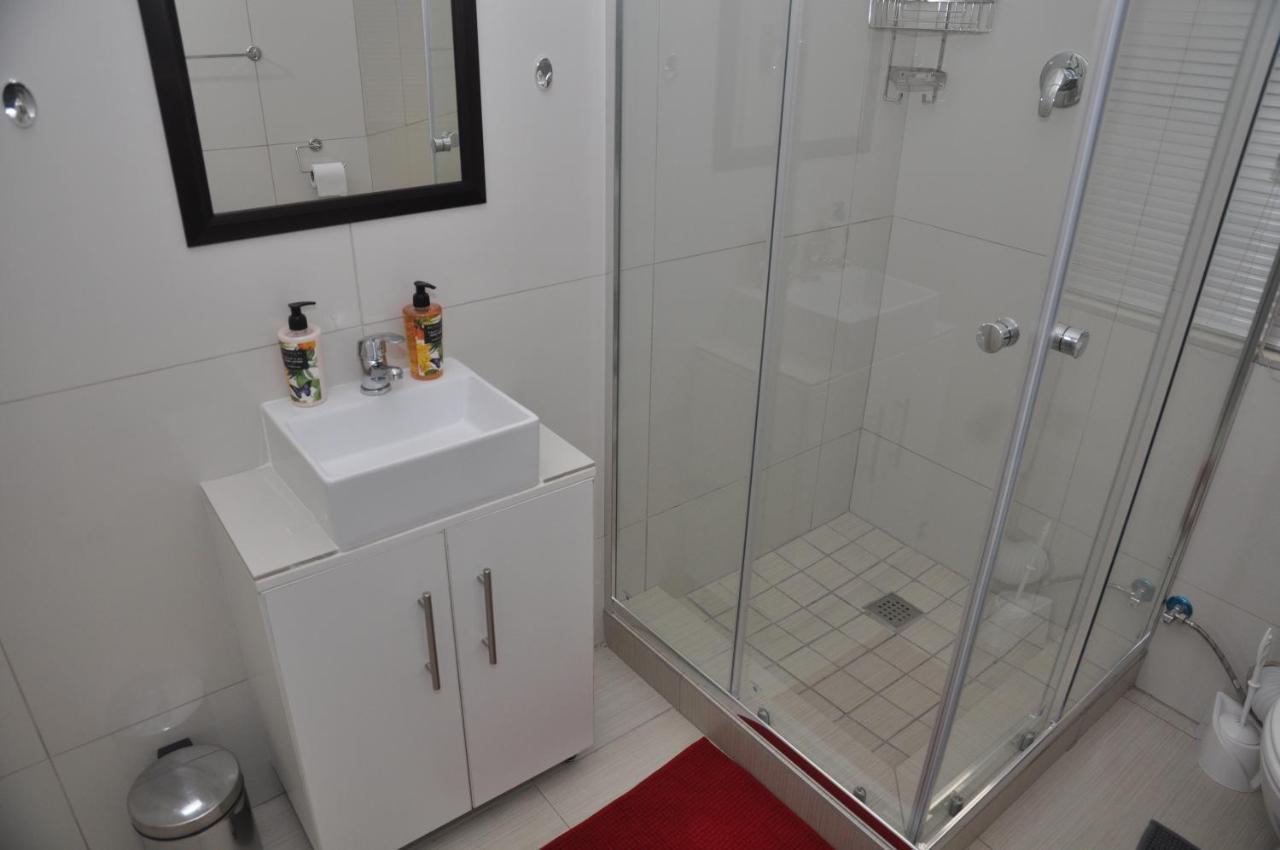 Surrey B&B Fokváros Kültér fotó